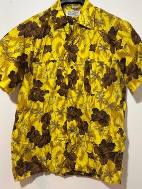 Duke of Hollywood  1950’s Yellow Floral Hawaiian Shirt Size 15- 15 1/2”